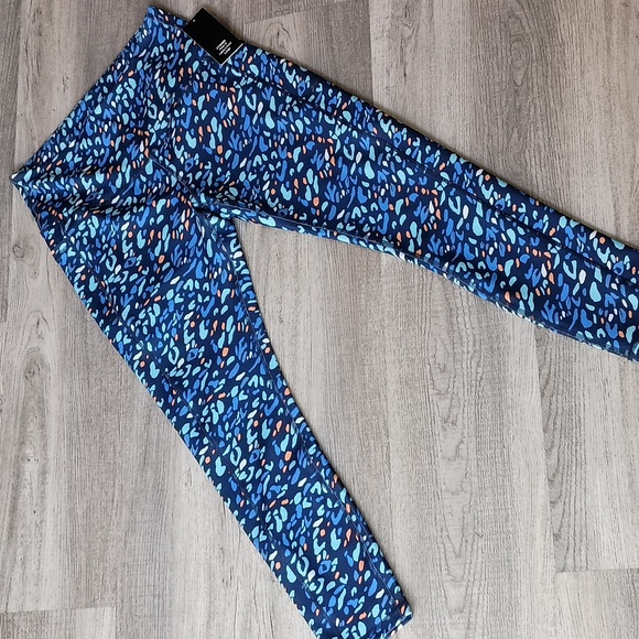 Land end exercise cheetah print pants size large in women's - Picture 2 of 9